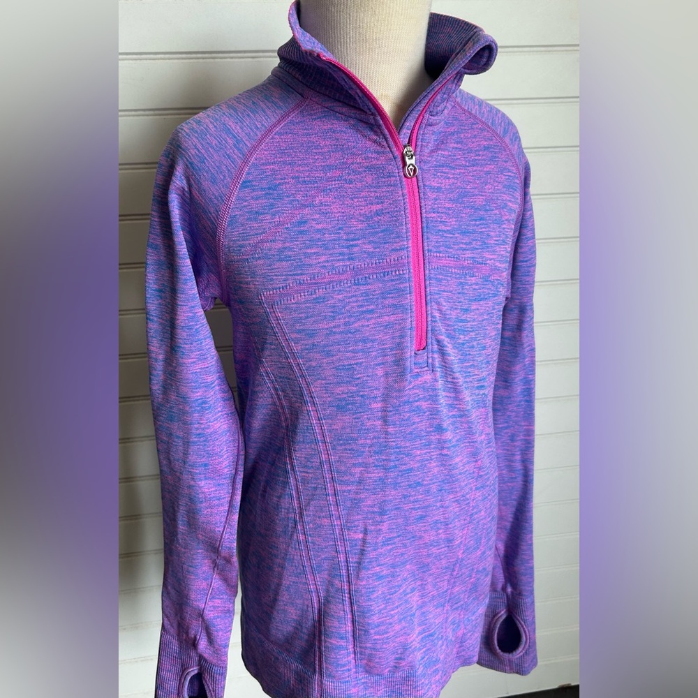 IVIVVA by LULULEMON girls size 8 “Fastest Zip Pullover”